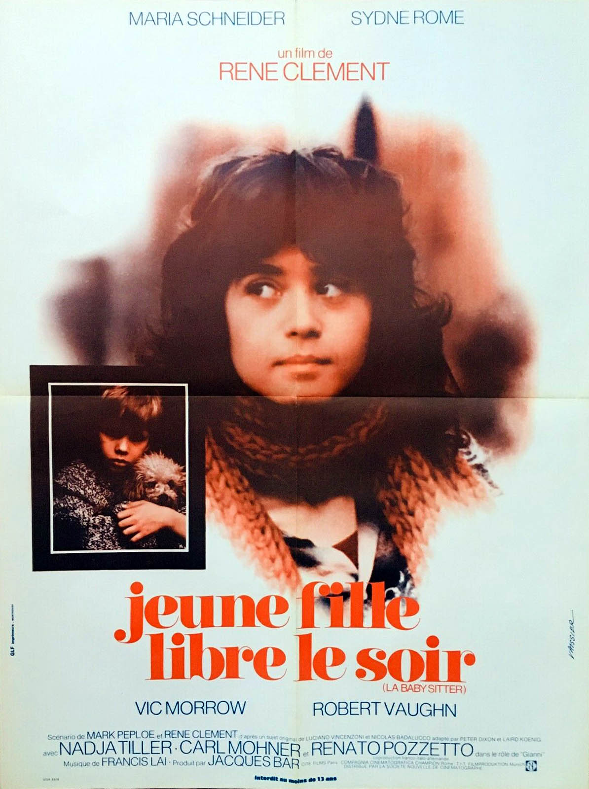 JEUNE FILLE LIBRE LE SOIR